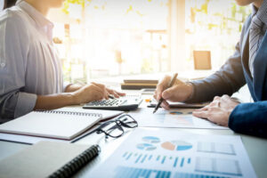 Valuation of assets in business purchase and sale operations